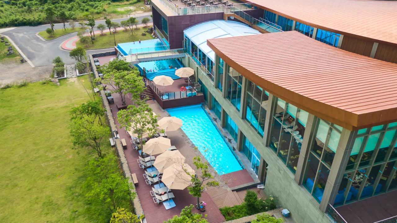 Camphortree Hotel And Resort Jeju Exterior photo